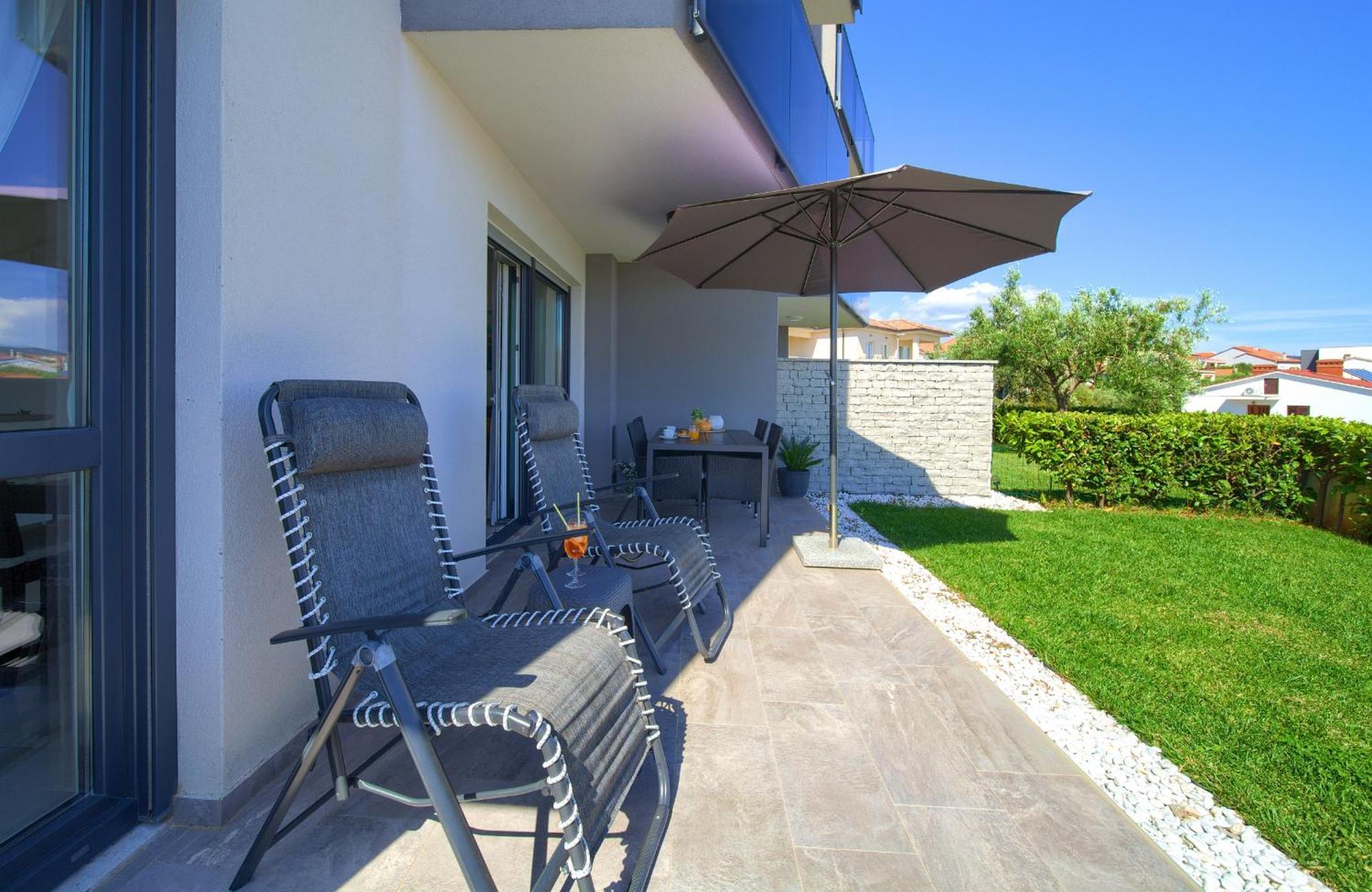 Apartment Sara Krk Town Εξωτερικό φωτογραφία
