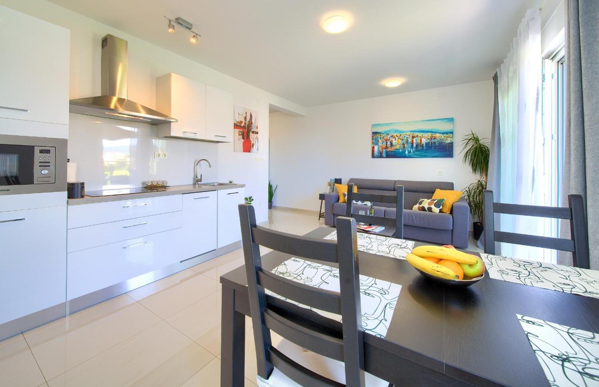 Apartment Sara Krk Town Εξωτερικό φωτογραφία