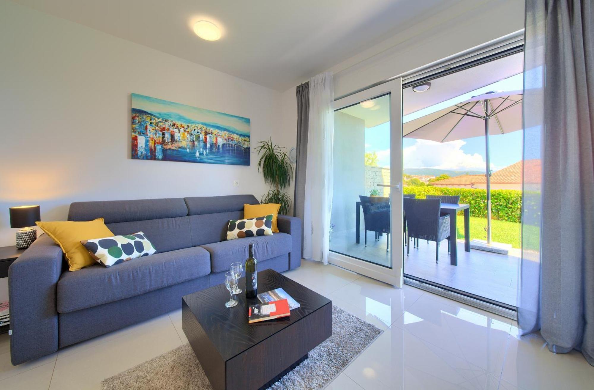 Apartment Sara Krk Town Εξωτερικό φωτογραφία